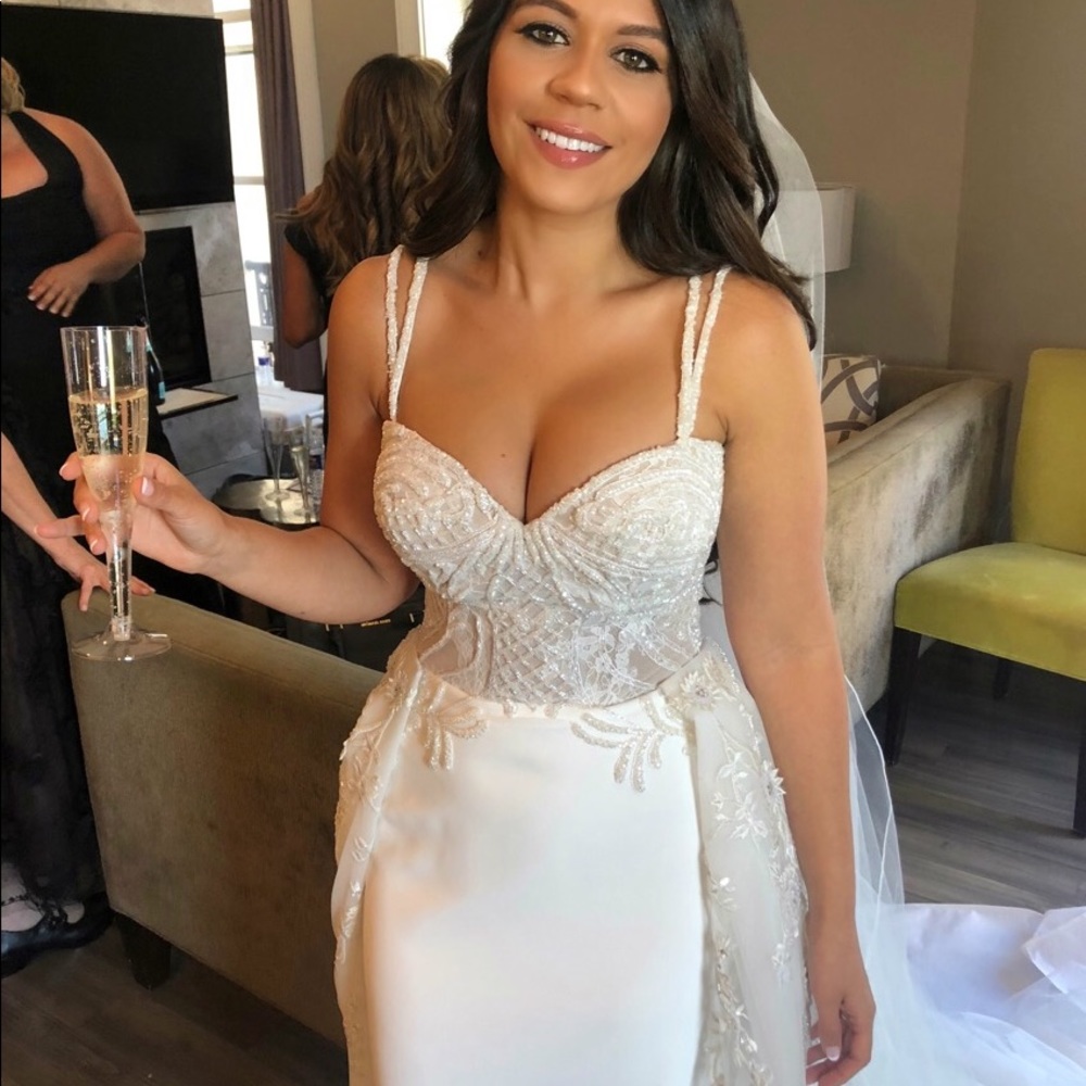 Zuhair Murad train - Picture 3 of 7